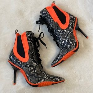 Jeffrey Campbell Snakeskin Lace-up Heeled Boots Size: 8